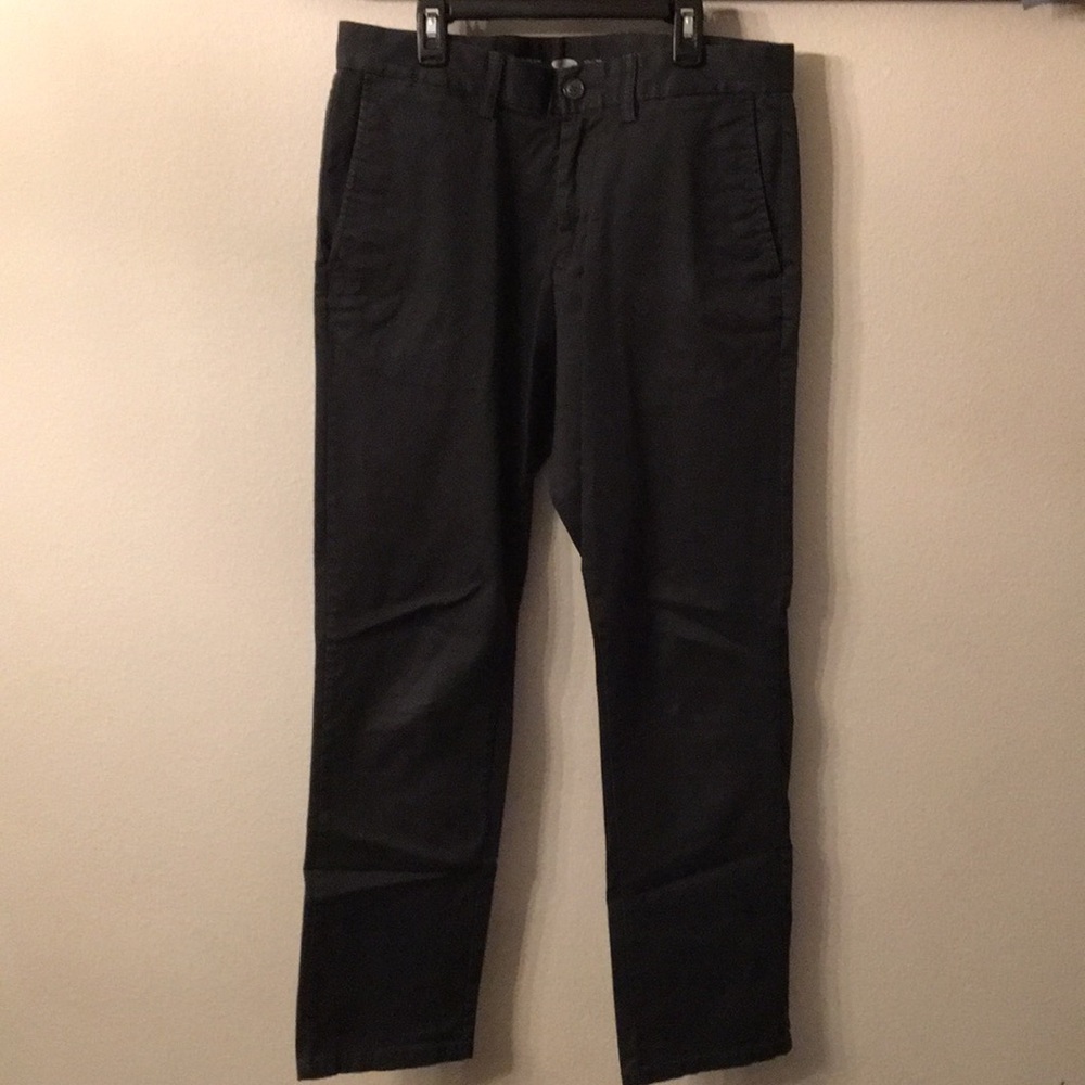 Old Navy Men’s charcoal gray pants